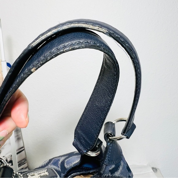 COACH Madison Ikat Maggie NAVY Blue Carryall Bag with Dust Bag - Picture 13 of 16